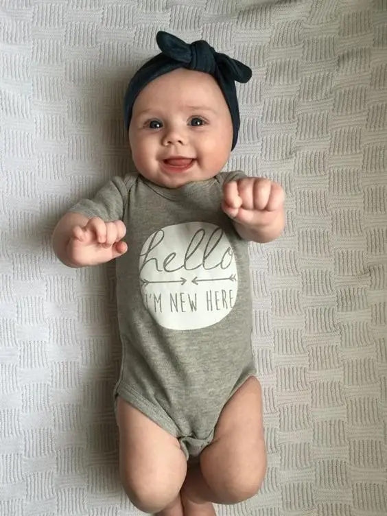 Цельнокроеное боди с надписью Hello для новорожденных мальчиков и девочек одежда