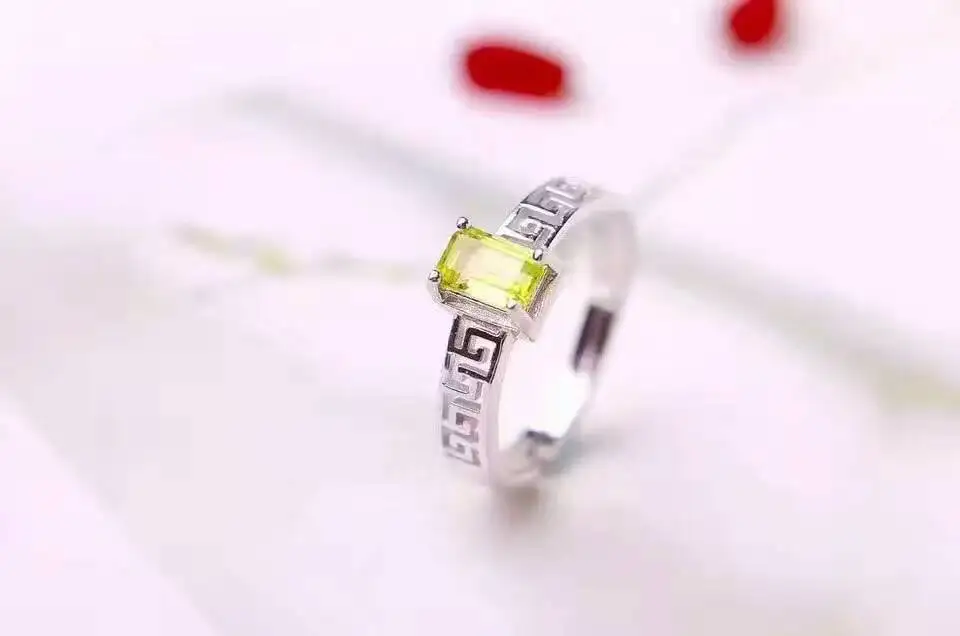 

Natural green peridot gem Ring Natural olivine Ring S925 sterling silver trendy simple elegant Hollow women party gift Jewelry