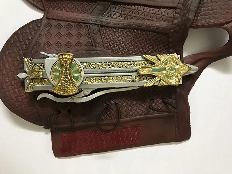 Кино оружие модели игрушки, игрушечные ножи, стрела в рукаве, игрушка меч. Игрушечный нож, подарки для детей