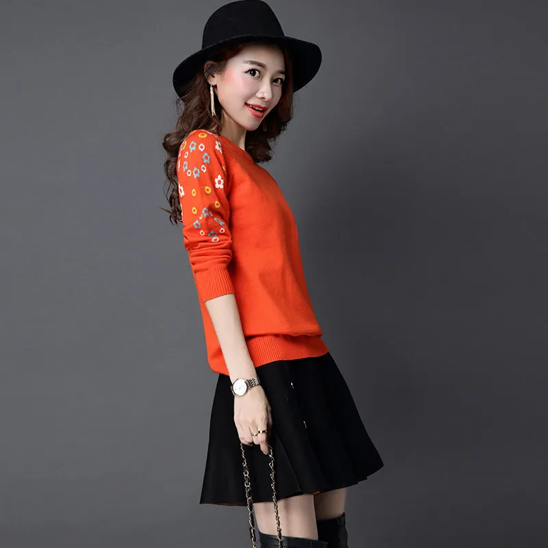 Женский трикотажный свитер с круглым вырезом длинным рукавом | Женская одежда