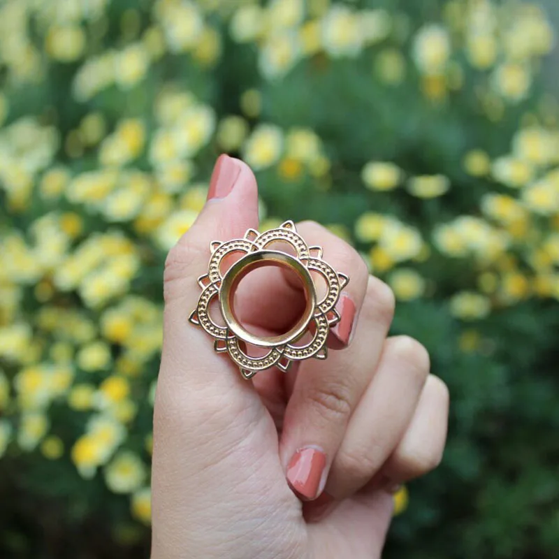 Новая пара новинка лотос племенной латунный туннель для тела двойные