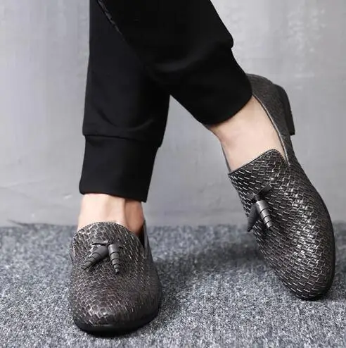 Мужские туфли на плоской подошве Большие размеры 38-48 Slip-On Баллок кисточкой Человек Обувь шнурованная для женщин обувь для вождения Для мужчин повседневные Обувь M391 - Цвет: Серый