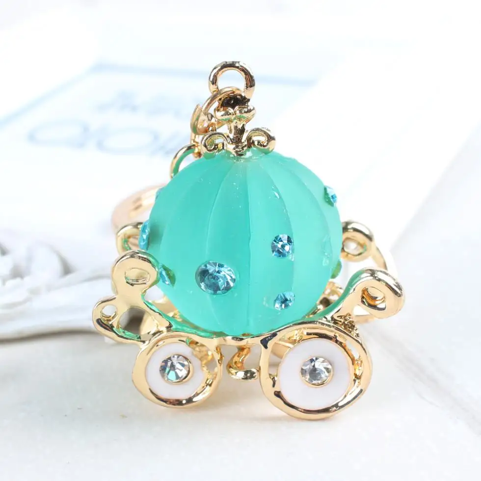 

Pumpkin Carriage Creative Resin Crystal Charm Pendant Purse Bag Car Key Ring Chain Lovely Jewelry Accessories