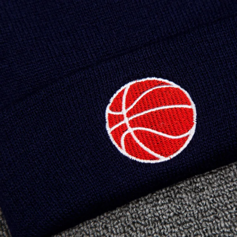 Женская зимняя шапка бини женская весна осень вязаная с принтом Повседневная