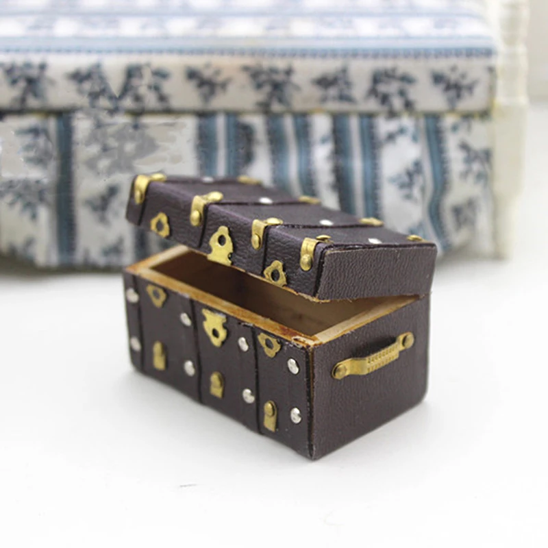 Vintage Wood Case with Leather and Golden Holder Dollhouse Furniture Accessories 1:12 Miniature Treasure Chest | Игрушки и хобби