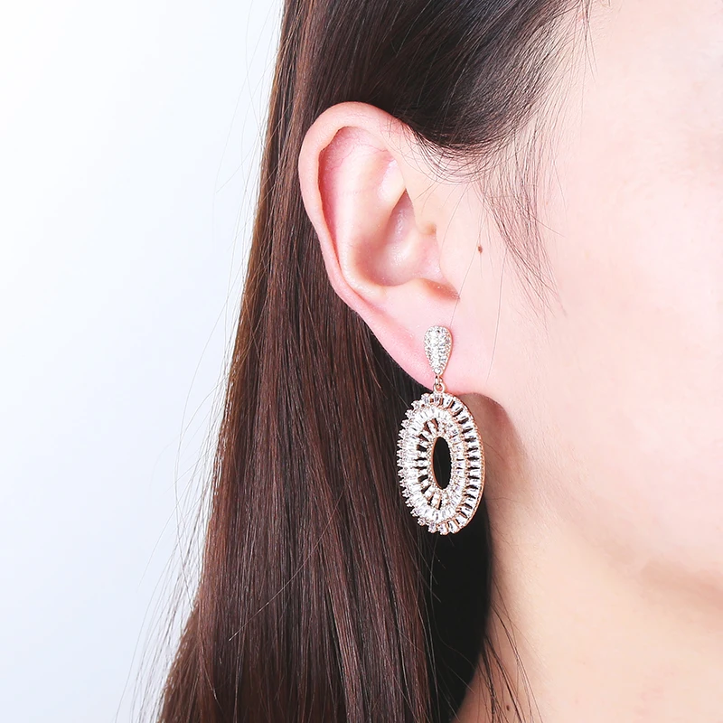 

XIUMEIYIZU Luxury Jewelry Hollow Oval Dangle Earrings Pave Zircon Trendy Stone Drop Earrings Wholesale Fashion Women