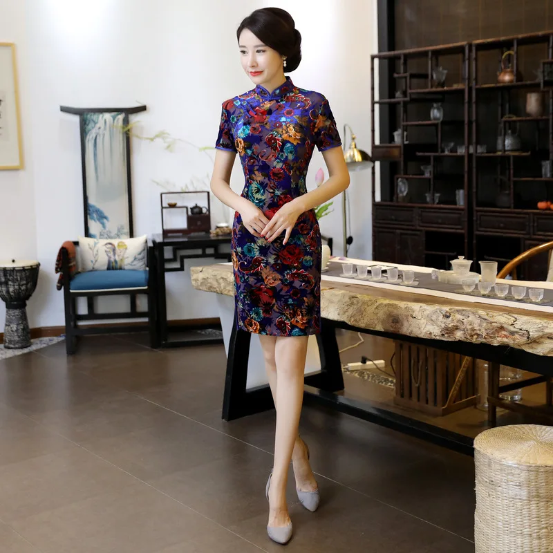 Традиционное китайское платье Mujer Vestido женский атласный с коротким рукавом Чонсам Ципао китайский женский халат цветок размер Plum сливы Ципао