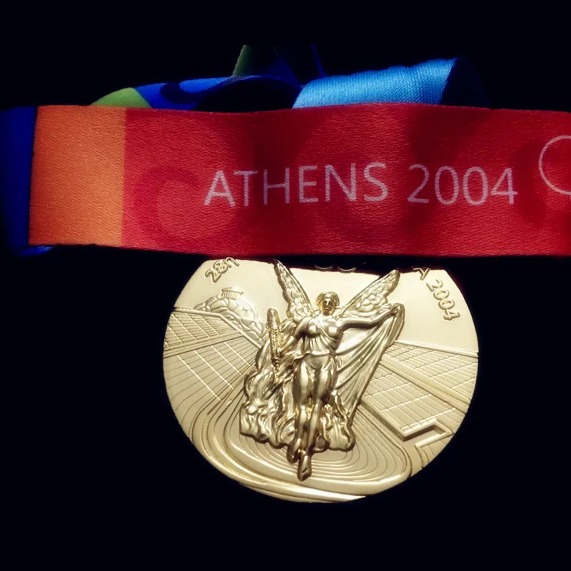 2004 Athens 1 шт. золотые медали для спорта, призы, различные годы, позолоченная эмблема с лентами, медаль - Цвет: 2004 Athens