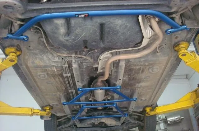 Подвеска TCR 2008-11 для Toyota Vios/yaris/wing Room Before Voleex C30 / Great Wall/roof Balance Beam усилитель кузова