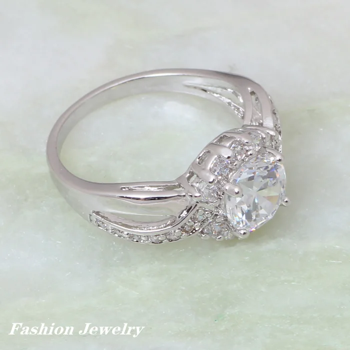 Женское кольцо с фианитом серебряное перманентным светом R324 | Украшения и