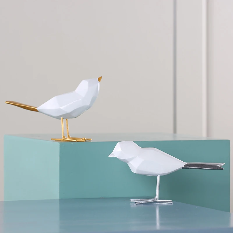 Современная полимерная декоративная мягкая статуя дирда для ТВ-кабинета модель