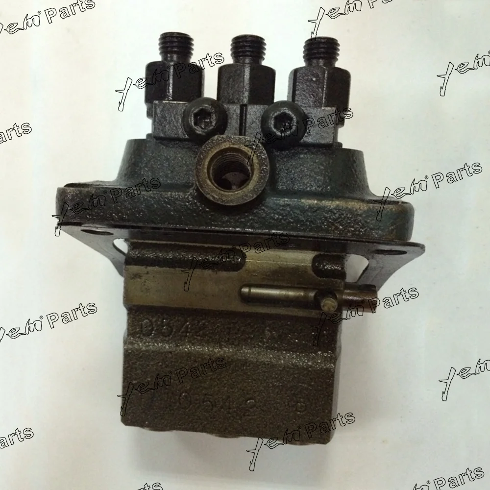 Топливный насос для двигателя Kubota D1803| |