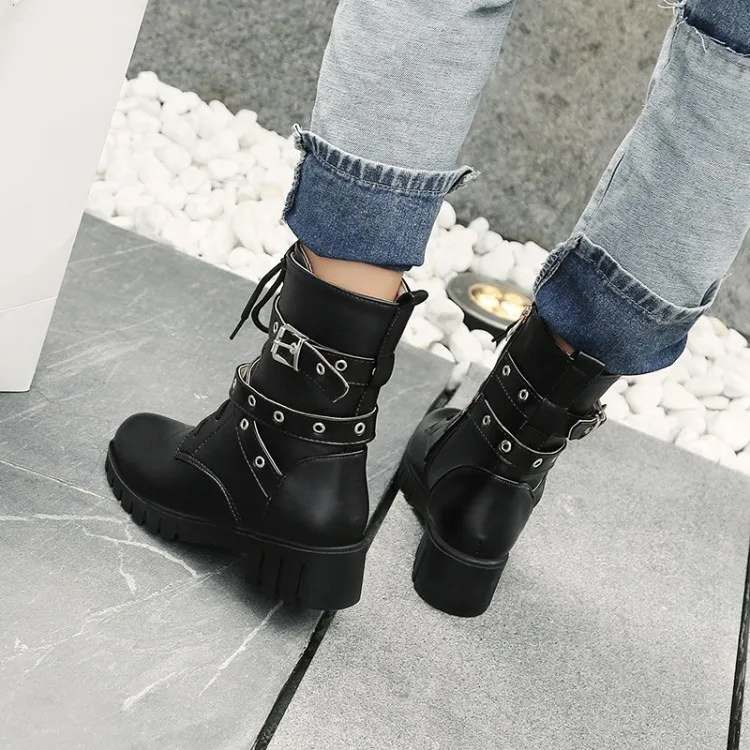 Ботинки Мартенс в европейском и американском стиле с закругленным носком на