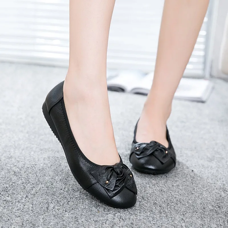 Модная женская обувь из натуральной кожи на плоской подошве Сезон весна-осень