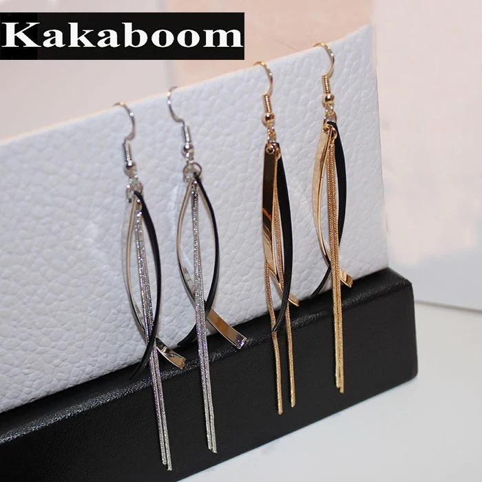 Kakaboom Для женщин простой стиль Металл Золотой кистями серьги для офиса