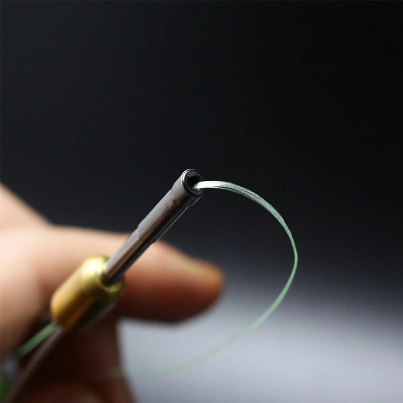 Новинка Лидер продаж 1 шпуля высокопрочная светящаяся нить для вязания мушек 300D