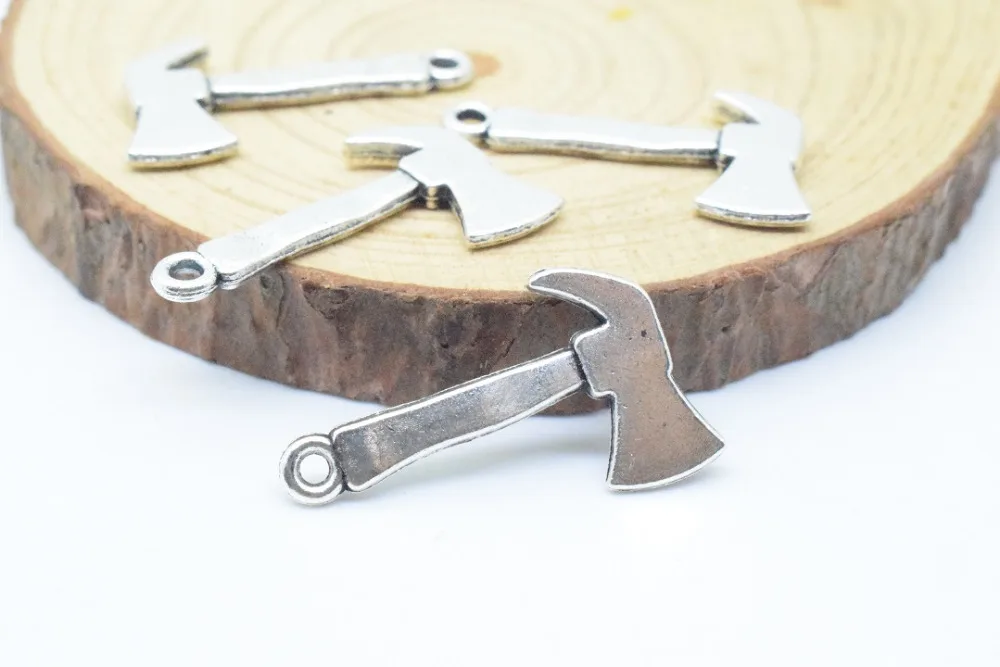 Инструмент коллекция шармов 50 шт. тибетский серебряный тональный молоток