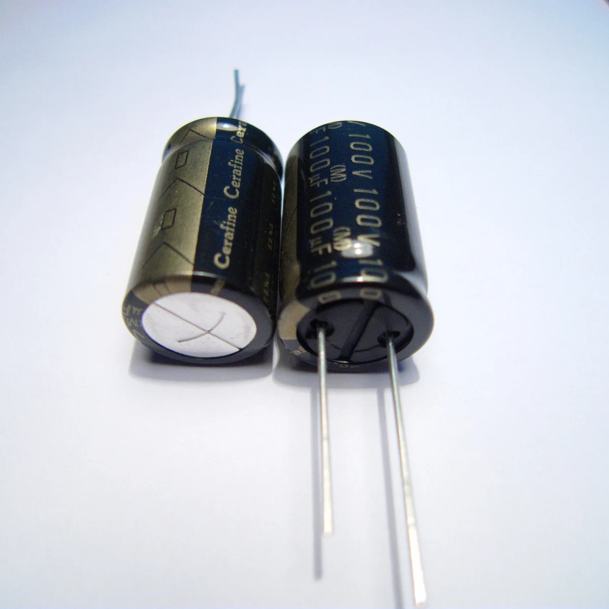 5pcs/10pcs New ELNA Cerafine audio capacitor 100v100uf 16*26 copper feet super capacitor electrolytic capacitors free shipping