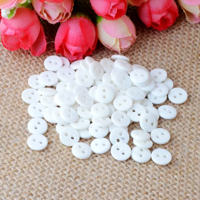 Бесплатная доставка-500 шт. круглые черно-белые пуговицы ручной работы из смолы