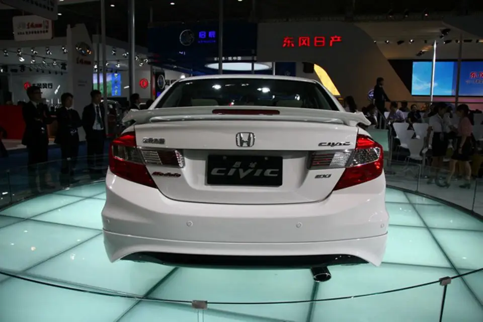 Используется для honda civic спойлер 2012 2015 со светом высокого качества ABS Материал