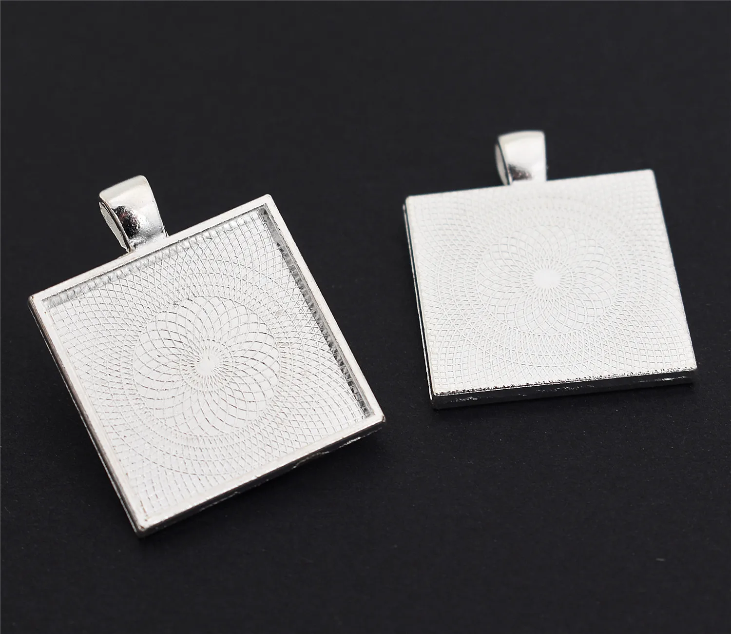 

5pcs 25mm Square Inner Size Bright Silver Plated Square Style Cabochon Base Cameo Setting Charms Pendant-B1-02