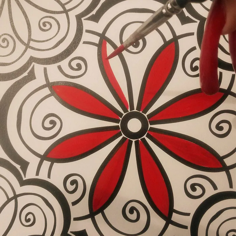 Книжка раскраска для взрослых креативная одежды снимает стресс расслабляет