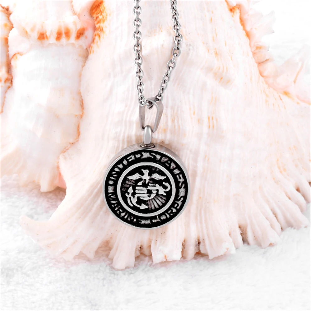 

Toten Round Shape Cremation Ashes Keepsake Memorial Jewelry Stainless steel Urn Necklace Locket for Ashes Urns Pendant