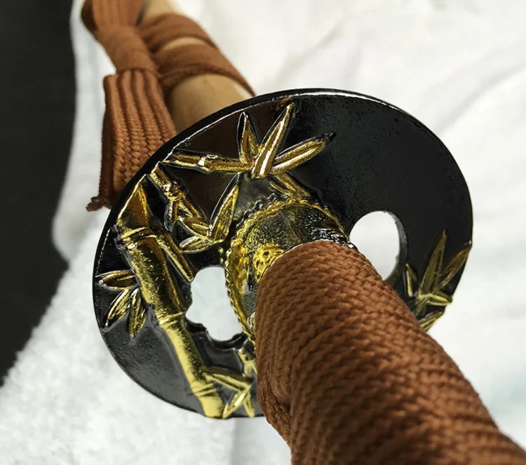 

Japanese handmade Wakizashi swords katana 1065 steel Alloy fittings White wood sport short katana