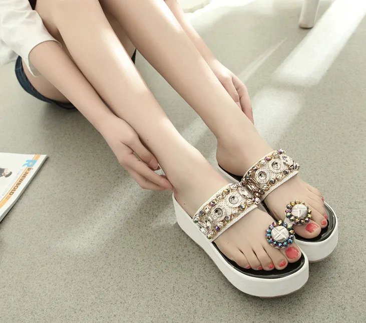 Женские тапочки летняя пляжная обувь на толстой подошве в Корейском стиле 2019 |