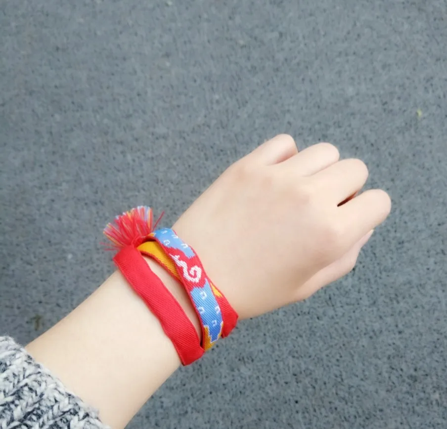 Ручной Briaded веревки браслет ваше имя ручной веревку комиксов Jewelry Mitsuha Miyamizu таки Татибана Косплэй веревки браслет - Окраска металла: A
