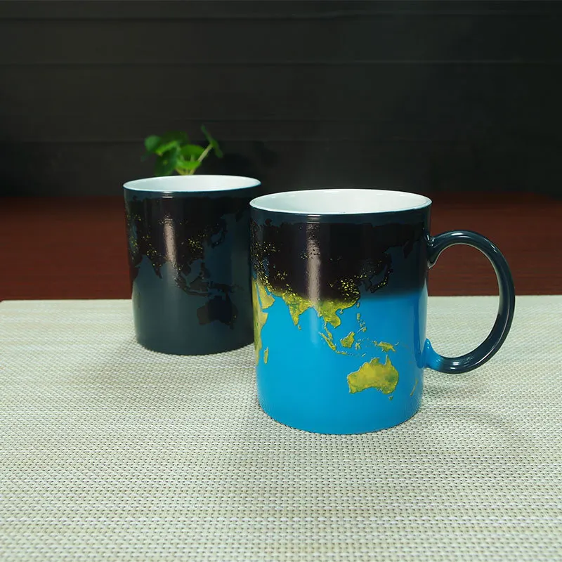 1 шт. кружки с изображением карты мира меняющие цвет кружка для ночи земли