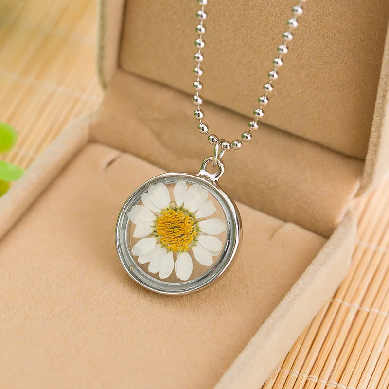 LZHLQ натуральная жизнь Стиль смолы сушеный цветок Маргаритка длинное ожерелье для