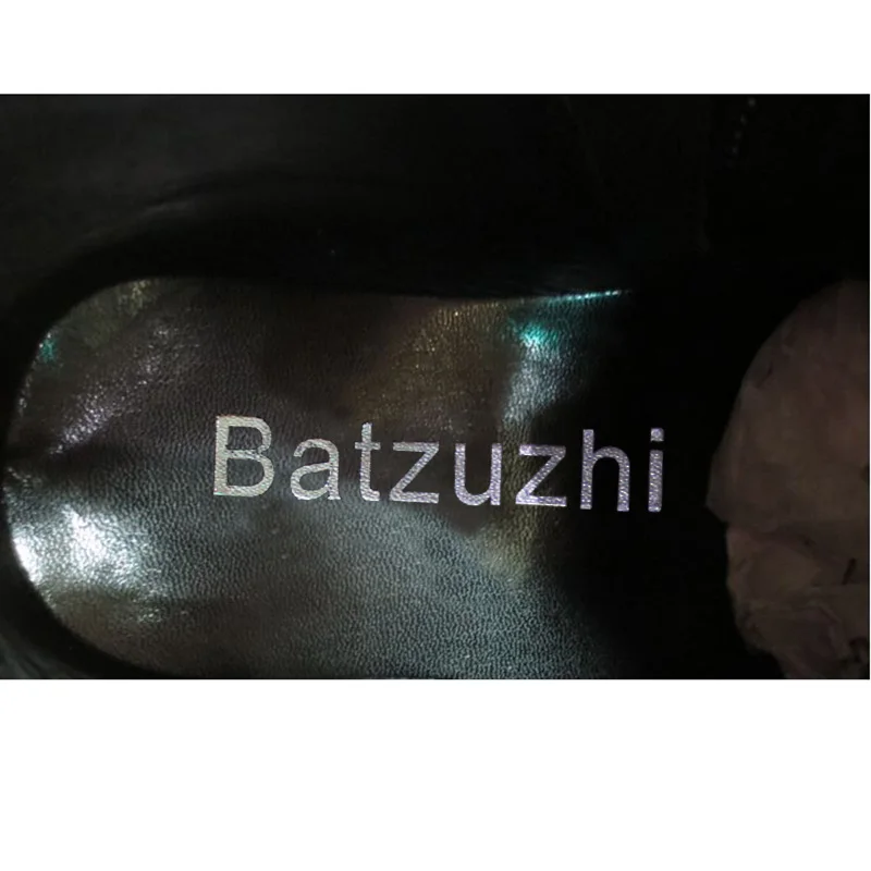 Batzuzhi        ,       ; Botas Hombre,