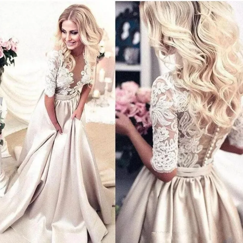 Длинное женское платье в стиле бохо вечернее с короткими рукавами и кружевной