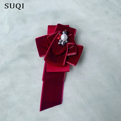 red SUQI Модные женские красивые бархатные ленты с бантом, красивые женские Броши ручной работы с искусственным жемчугом, Винтажные Ювелирные изделия для костюма - Окраска металла: red