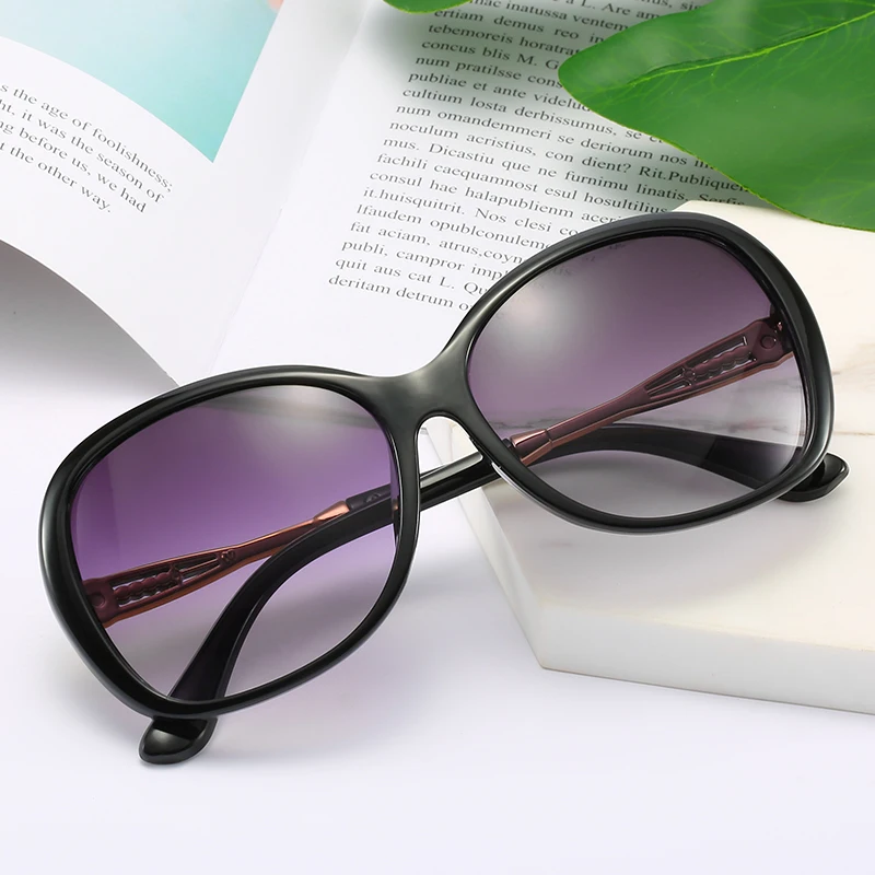 Женские солнцезащитные очки UV400 большого размера с прорезями круглыми линзами