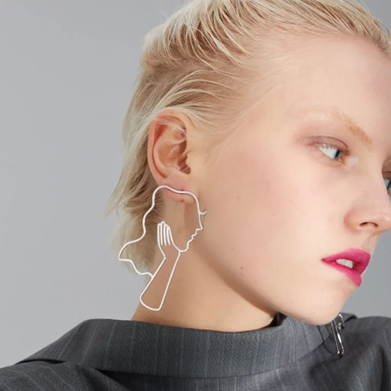 Женские ажурные серьги Cosstore эффектные длинные с контурным узором для девушек