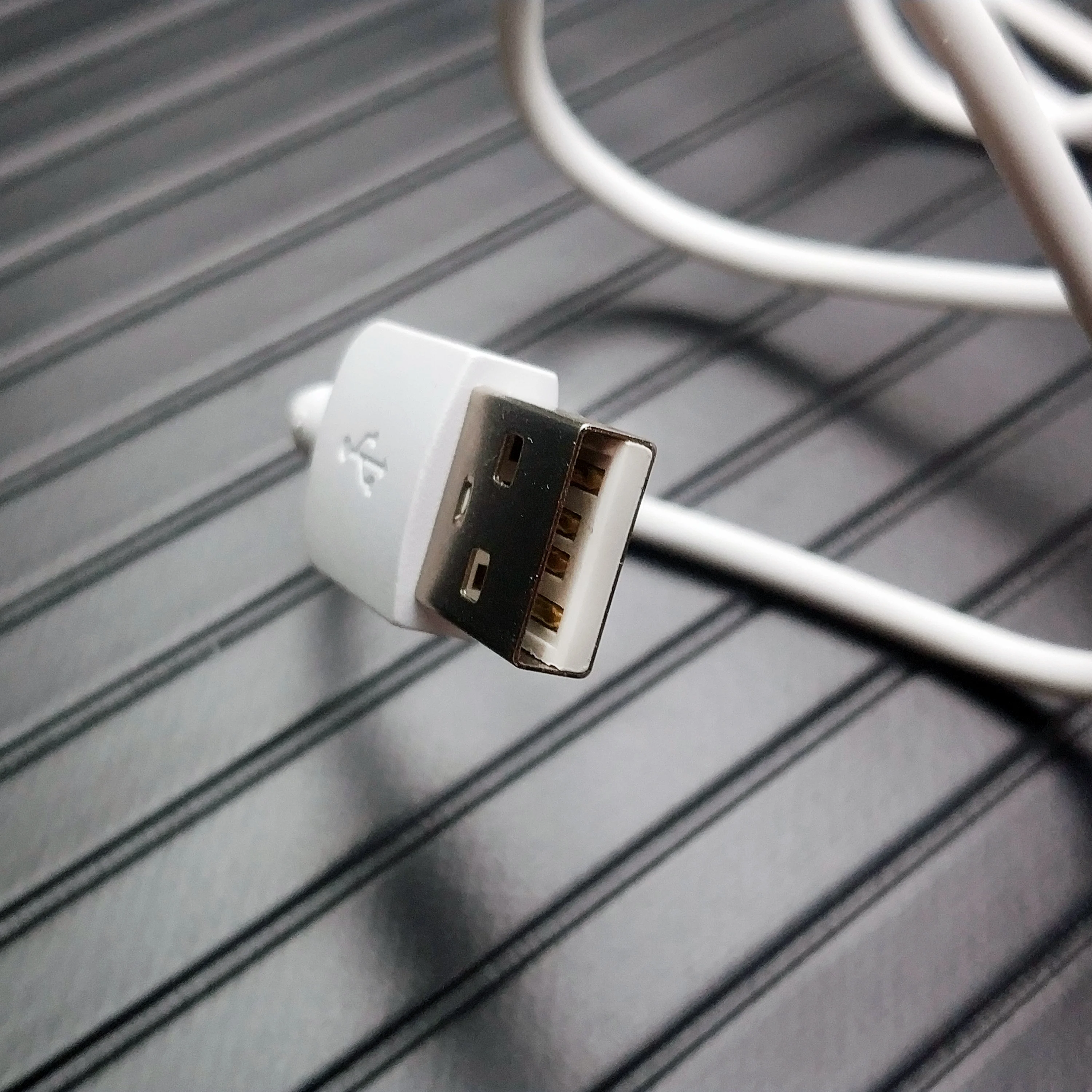 Оригинальный зарядный кабель Huawei Mate 10 lite Micro usb Quick 100 см белый для быстрой зарядки