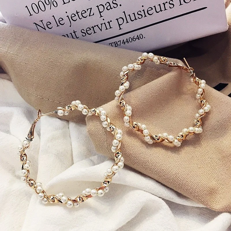 Женские серьги кольца с золотым жемчугом скрученный круг корейский стиль