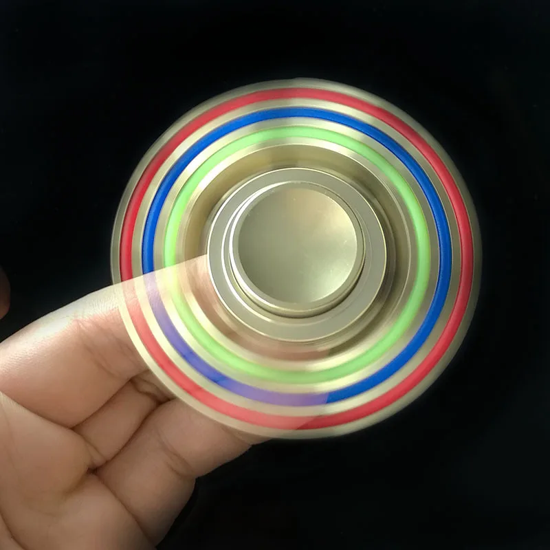 Ручной Спиннер шестигранный ручной три головы шесть рук космический корабль