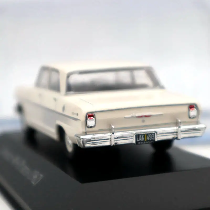 IXO Altaya 1:43 Chevrolet 400 4 Puertas 1962 белые литые модели ограниченная серия коллекционные