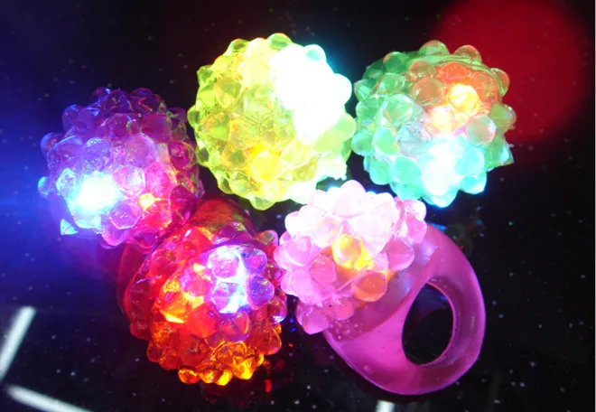 2017 Настоящее 100 шт./лот мигание Led ухабистое кольцо для вечеринки светящееся