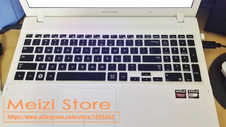 Защитный чехол для Samsung NP300E5E/V NP275E5U NP270E5J NP270E5E NP350V5C NP355E5C NP355V5C силиконовый |