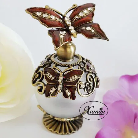 

25ml Perfume Essential Oil Vintage Empty Refillable Bottle Graven Metal Butterfly Glass Container Gift Home Decoration#58933