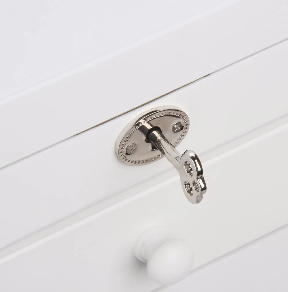 Белые большие деревянные ящики для хранения с замками и брелоками шкатулка