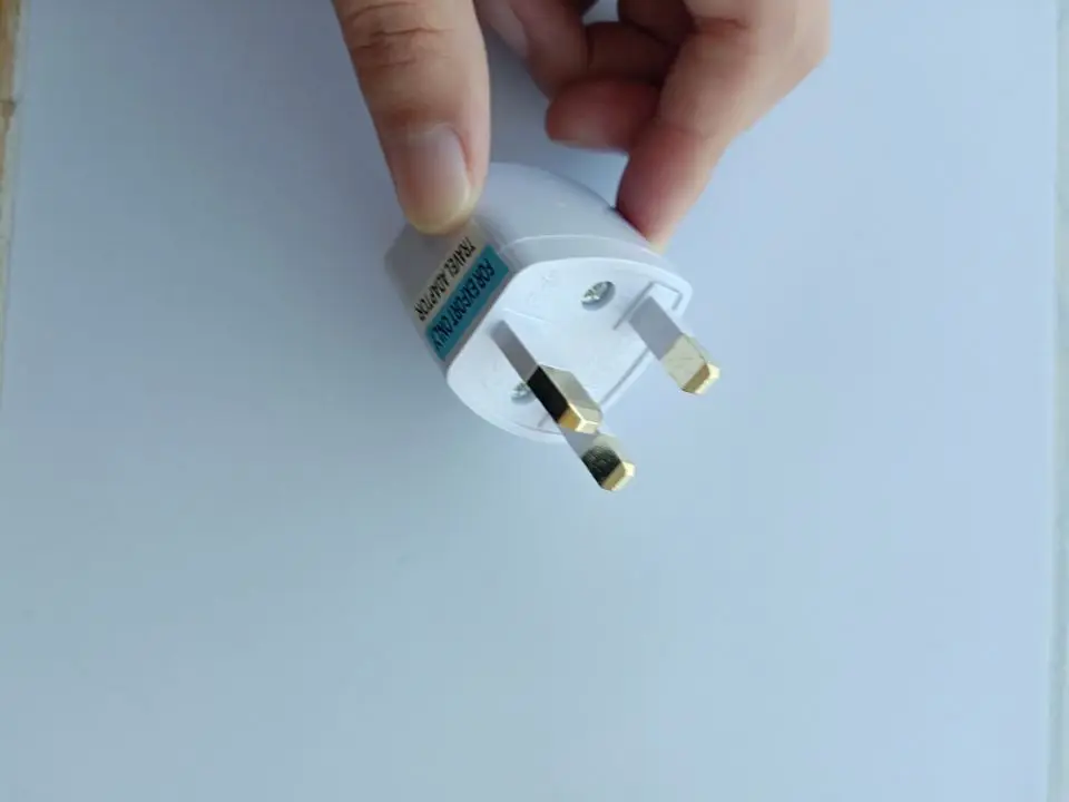 KuWFi Открытый 4G LTE CPE маршрутизатор CAT4 150 Мбит/с Открытый водонепроницаемый беспроводной роутер CPE для дома/офиса Поддержка 32 Wi-Fi пользователей - Цвет: UK Plug