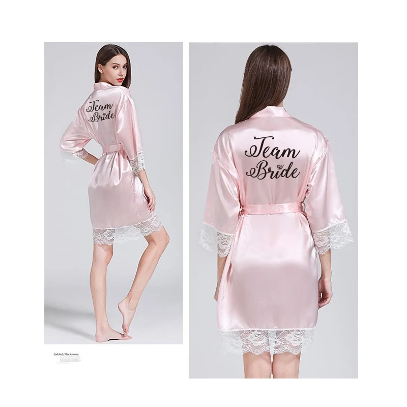 Pink Team Bride Кружевное Сексуальное Женское ночное белье плюс размер свадебное кимоно атласное шелковое женское халаты подружек невесты персонализированное имя - Цвет: Pink Team Bride