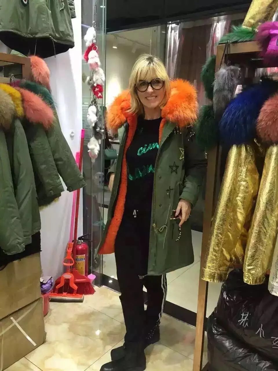 Итальянский бренд оранжевая подкладка из натурального искусственного меха