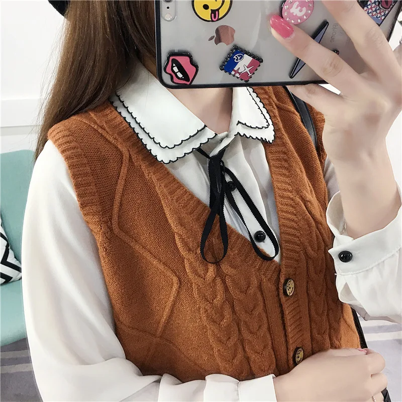 2018 New Sweater Spring Twist Knitted Vest Retro Buttons V-neck Cardigan |