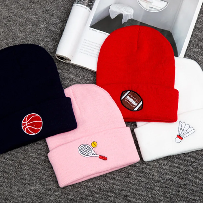 Женская зимняя шапка бини женская весна осень вязаная с принтом Повседневная